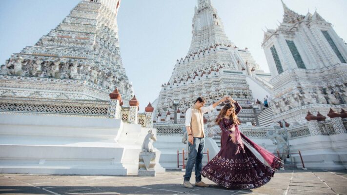 indian Prewedding photographer in Wat Arun bangkok thailand