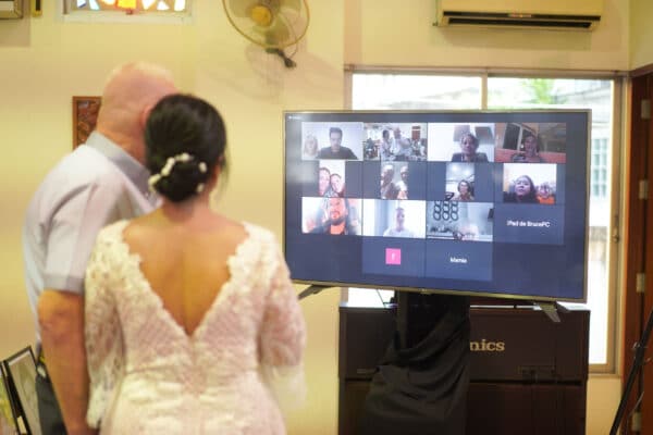 Zoom metting on bangkok wedding