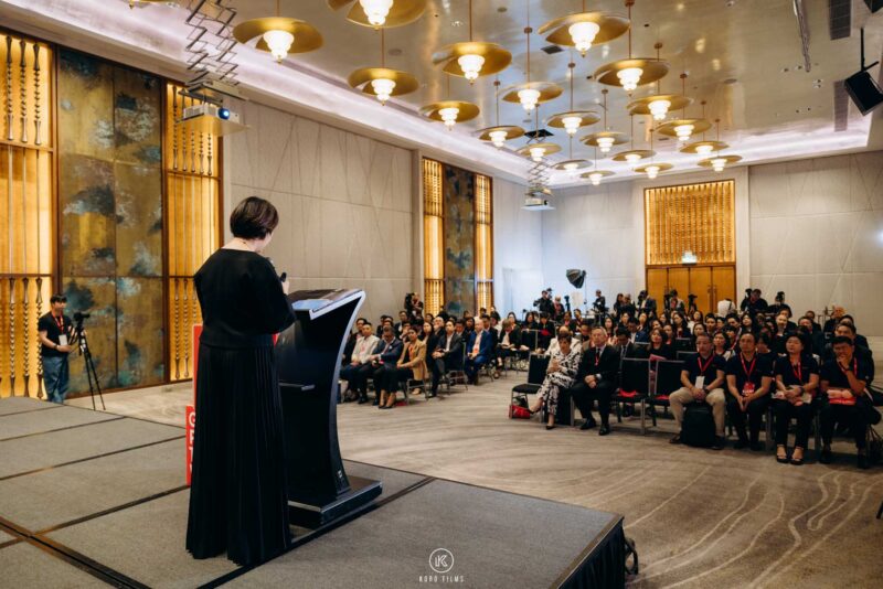 มอบรางวัล